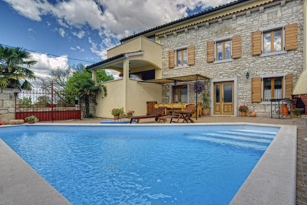 Villa Dea Svetvinčenat Εξωτερικό φωτογραφία