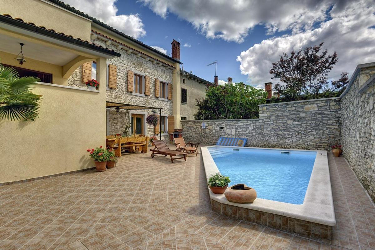 Villa Dea Svetvinčenat Εξωτερικό φωτογραφία